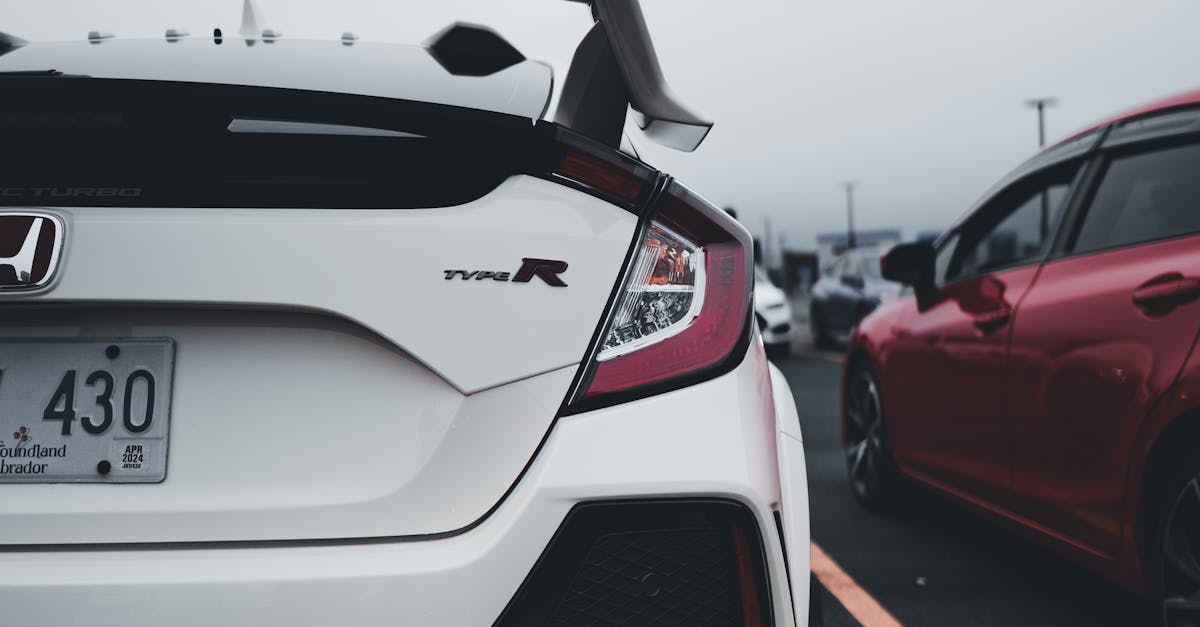 Can IKEA PAX wardrobes be freestanding?