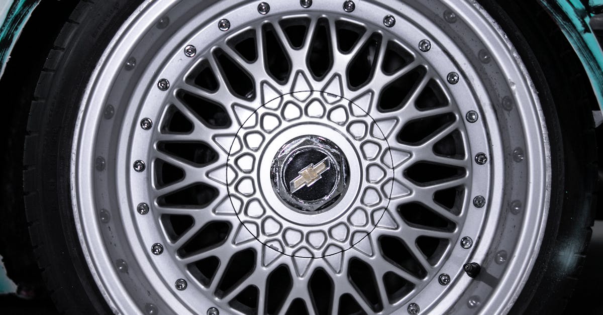 Do PAX wardrobes attach to each other?