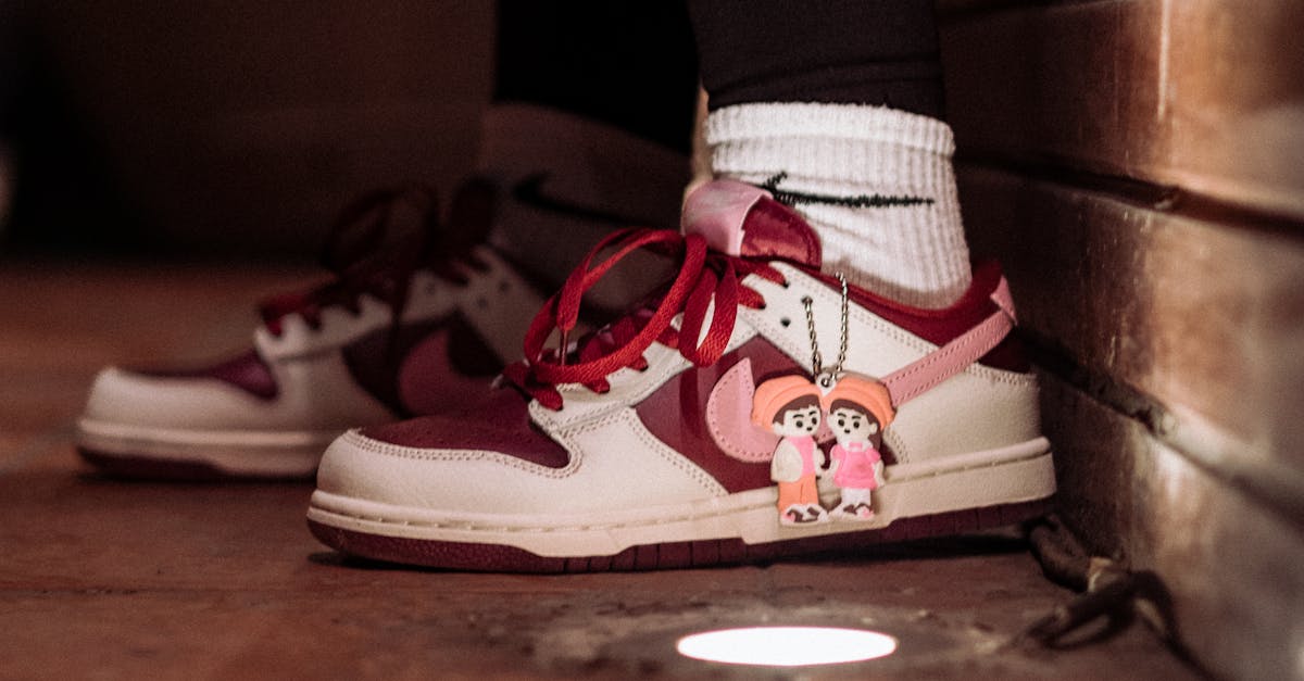 Do sliding wardrobe doors need a frame?