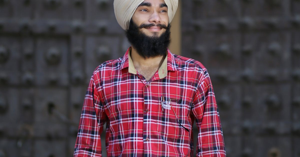 How do I maximize my closet space in a small room?